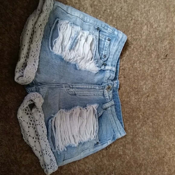 High waisted shorts - Picture 1 of 2